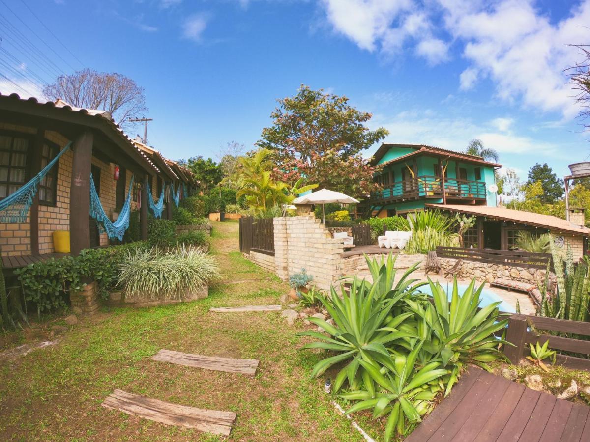 Haleakala Hostel & Pousada Praia do Rosa Exteriör bild